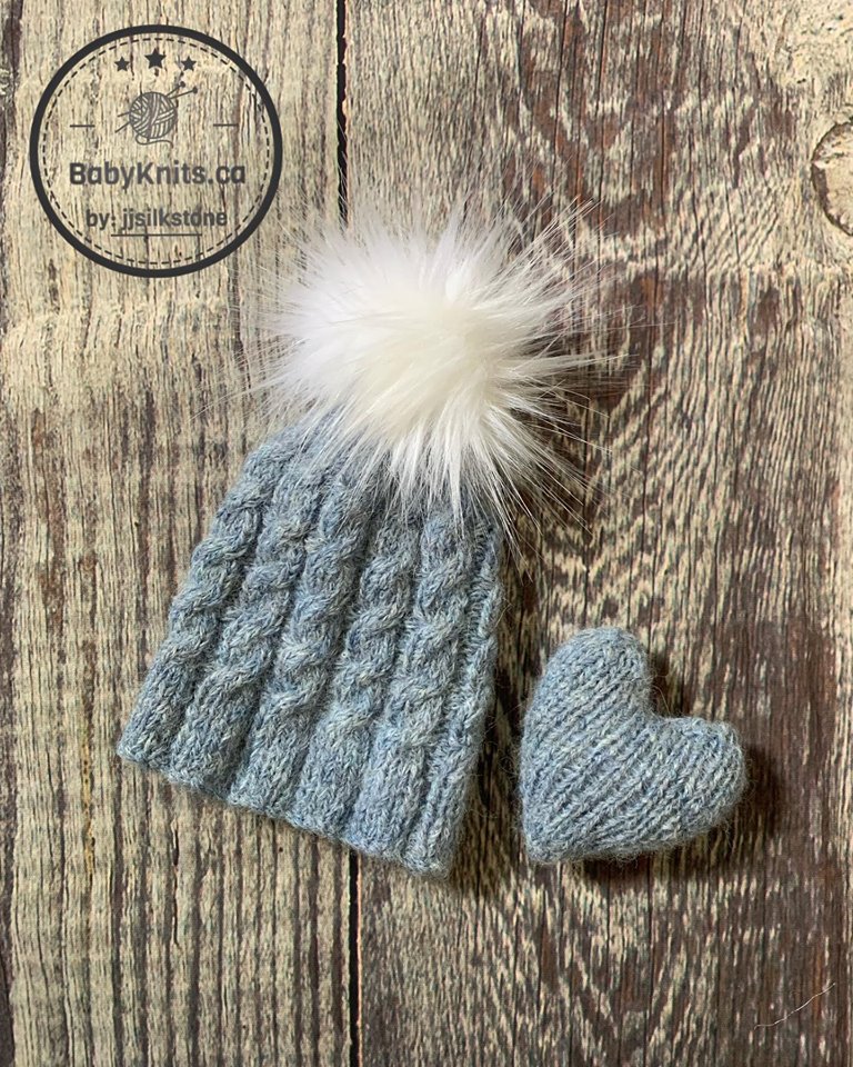 • BabyKnits - Cable Knit Hat •